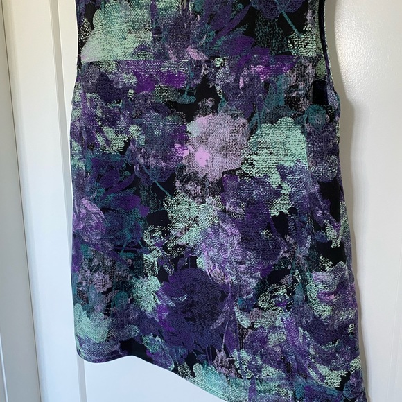 Reitman’s Floral Sleeveless Top - Picture 3 of 5